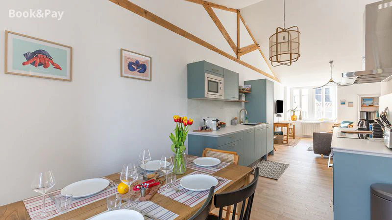 Cuisine équipée de l'appartement Sieck à Carantec